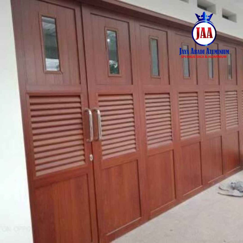 Spesialis Pintu Garasi Aluminium Lipat dan Geser