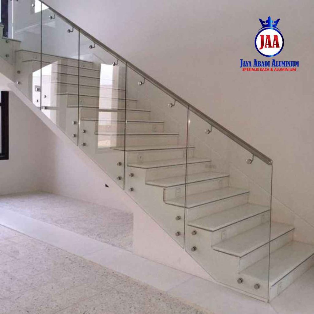 Jasa pemasangan railing tangga stainless steel kaca terdekat 