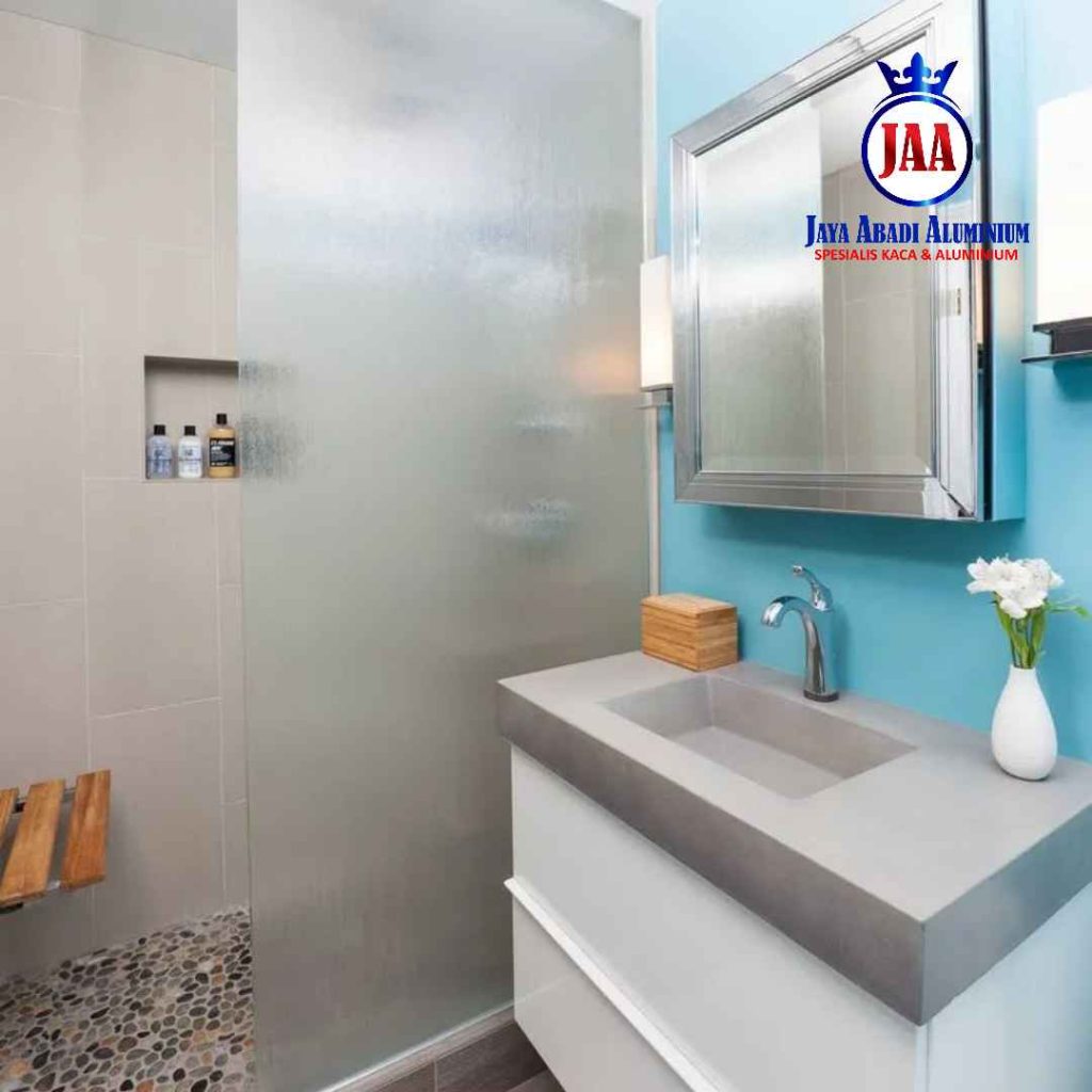 Partisi Kaca Kamar Mandi