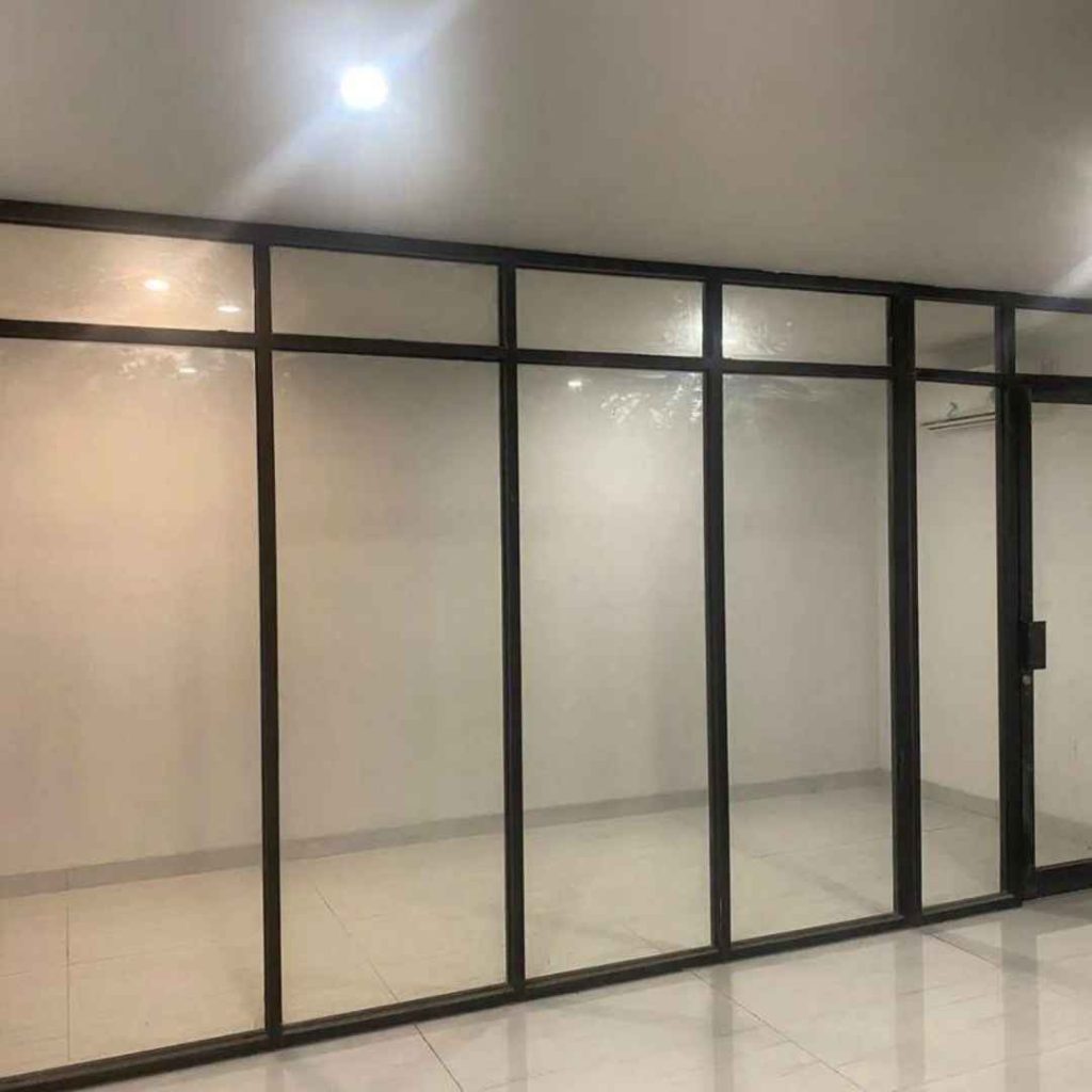 Partisi Kaca Aluminium Terdekat 
