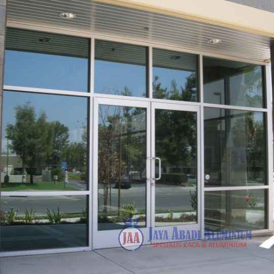 Vendor Kusen Aluminium Kaca Tempered Ruko